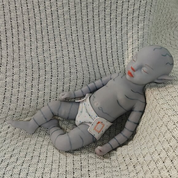 45cm Soft Silicone Handmade Arts Dolls 4.96lbs Full Silicone Reborn Baby BoyDoll - Picture 13 of 16
